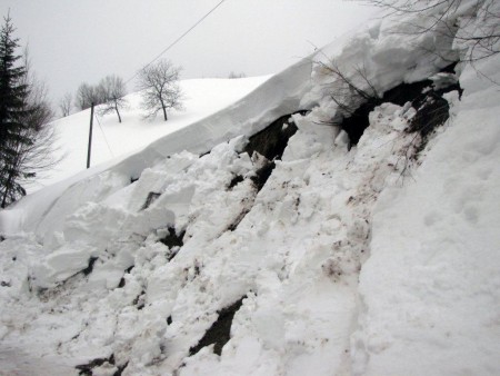 Preizkus trdnosti in miniranje snežne odeje - Celjska koča - 26.02.2013